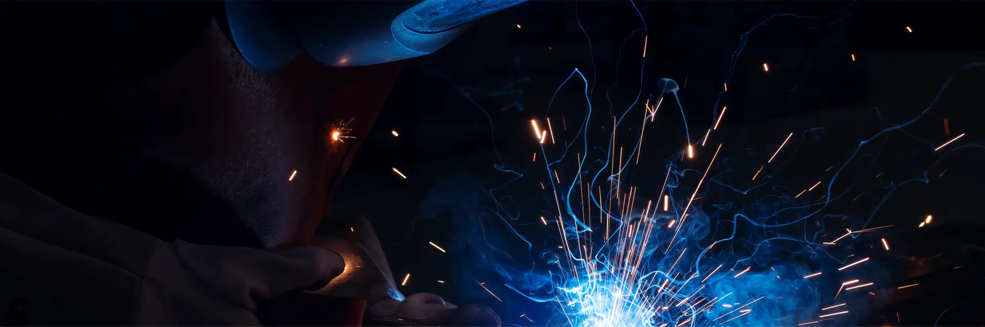 Izrada metalnih ograda, kapija, CNC ograda. Nadstrešnice, metalni letnjikovci, panelne ograde, metalne hale, montažne kuće